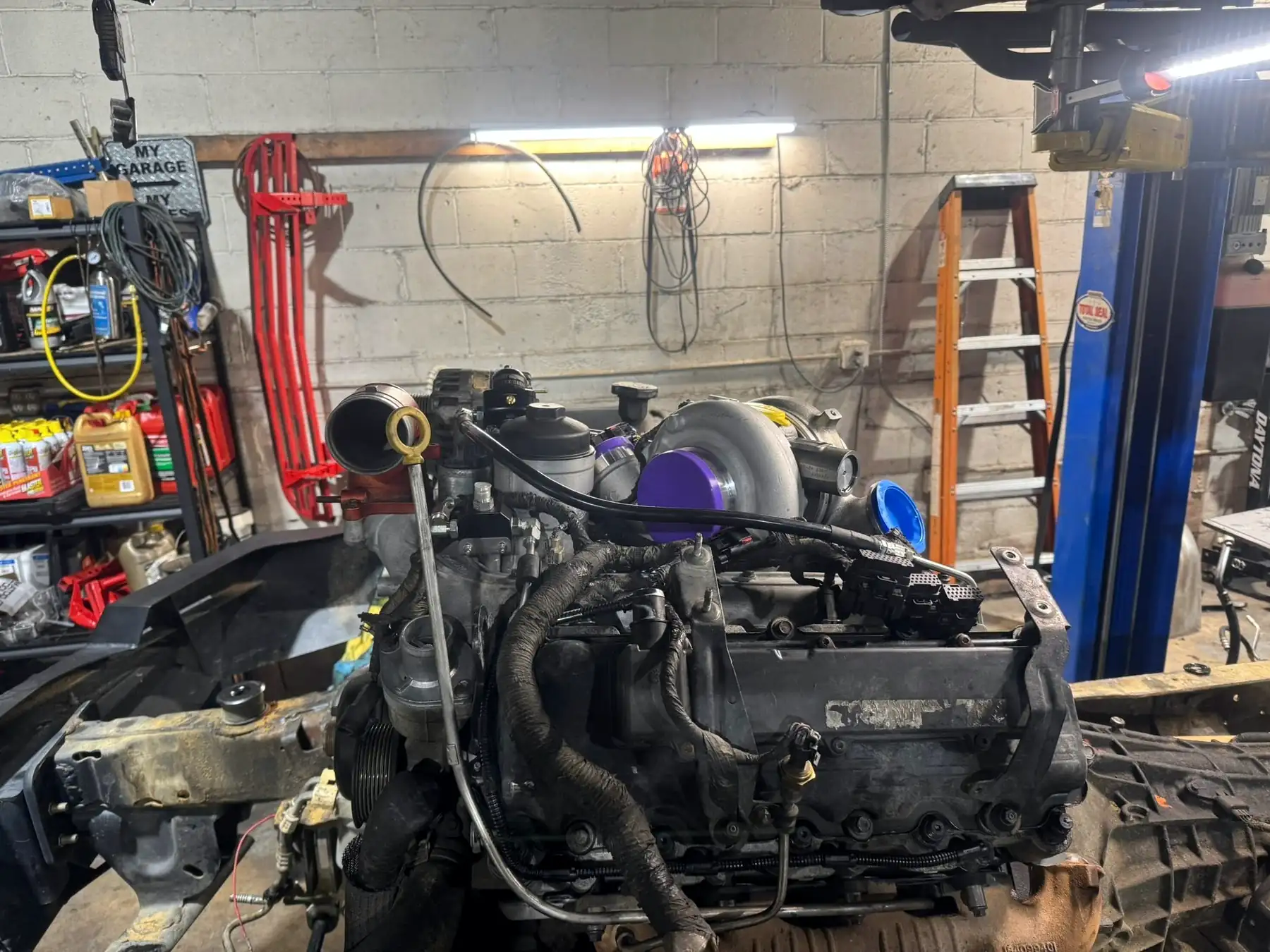 Diesel engine on a stand with the turbocharger fitted
