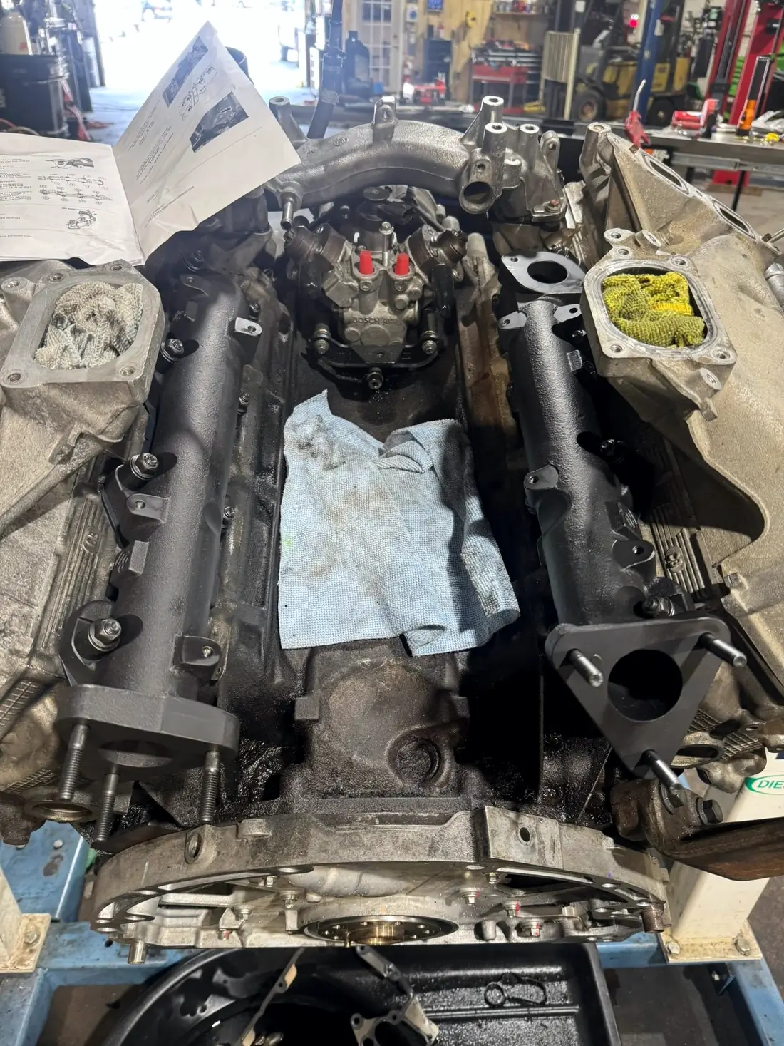 Diesel engine assembly on the bench